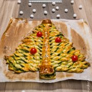 Sapin de Noel feuilleté au pesto d'épinards | Cahier de gourmandises